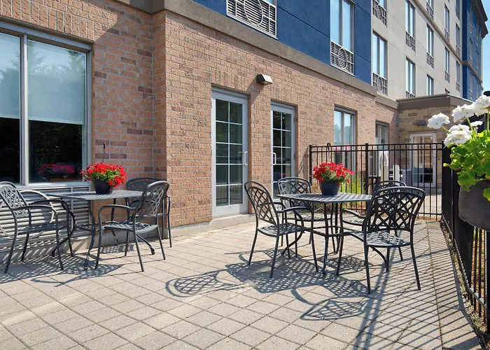 Holiday Inn Express & Suites Huntsville By Ihg